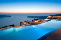 Grace Santorini, Greece