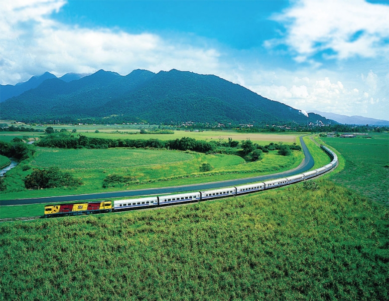 Queensland rail & the Great Barrier Reef