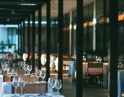 Almyra dining