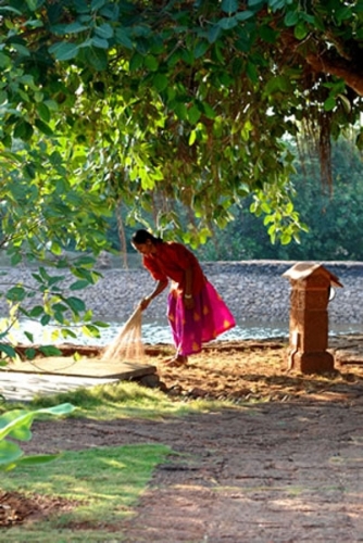 Beside the lake at SwaSwama