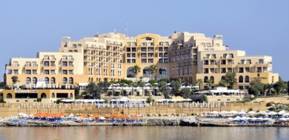 Corinthian Hotel St Georges Bay facade