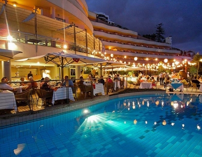 Dining at the Royal Savoy