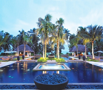 Pool at Labriz