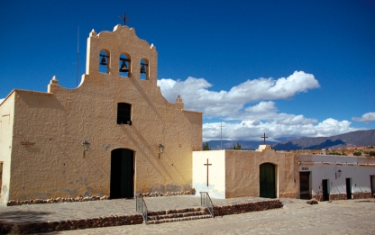 Colonial Church Cachi