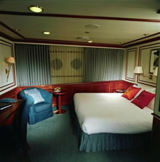 Deluxe Oceanview Suite